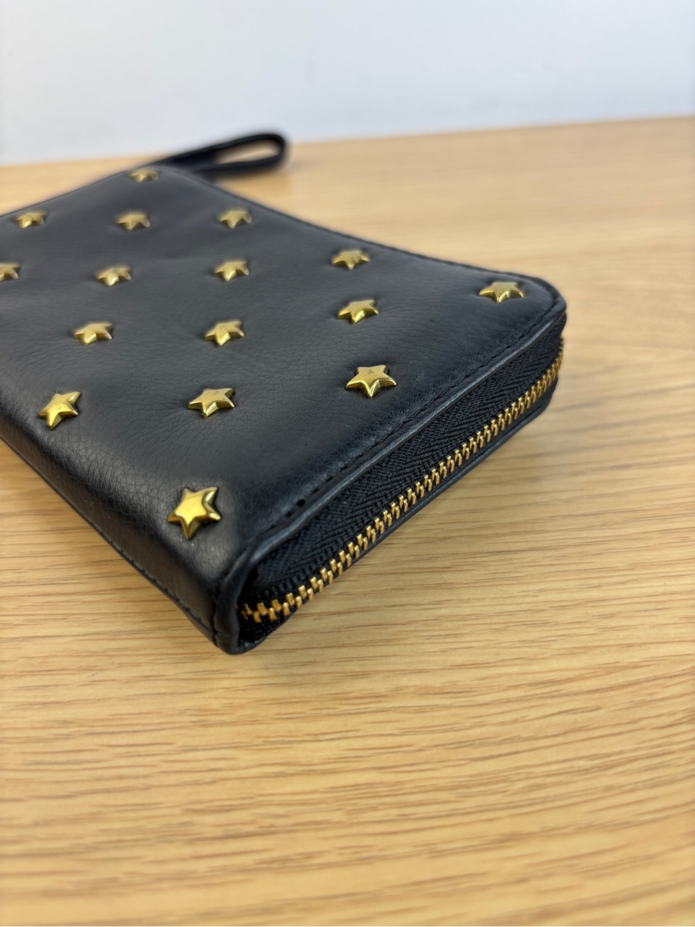 Fossil Black‎ Star-Studded Leather Zip-Around Wristlet Wallet/Clutch - Picture 3 of 11
